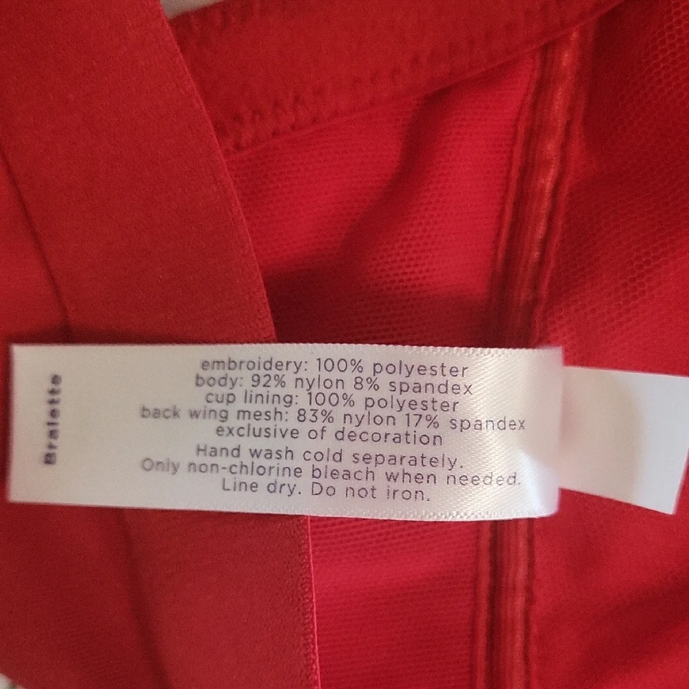 Cacique Red Lace Bra Intimates & Sleepwear - Picture 3 of 5